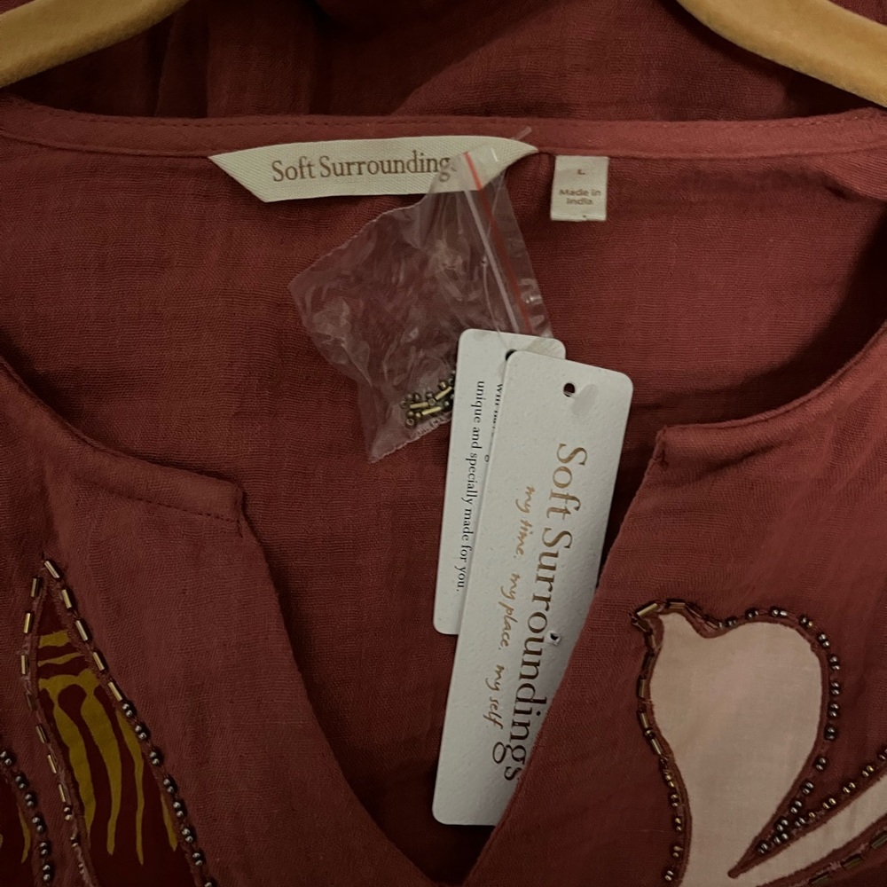 Beautiful wine color caftan dress with hand embroidered beads design - Picture 3 of 4